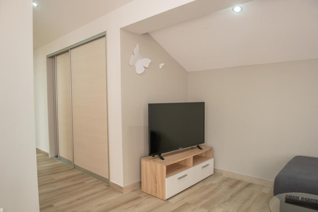 Apartman Eva Vrsi Ngoại thất bức ảnh